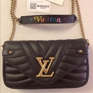Louis Vuitton New Wave Chain Pochette